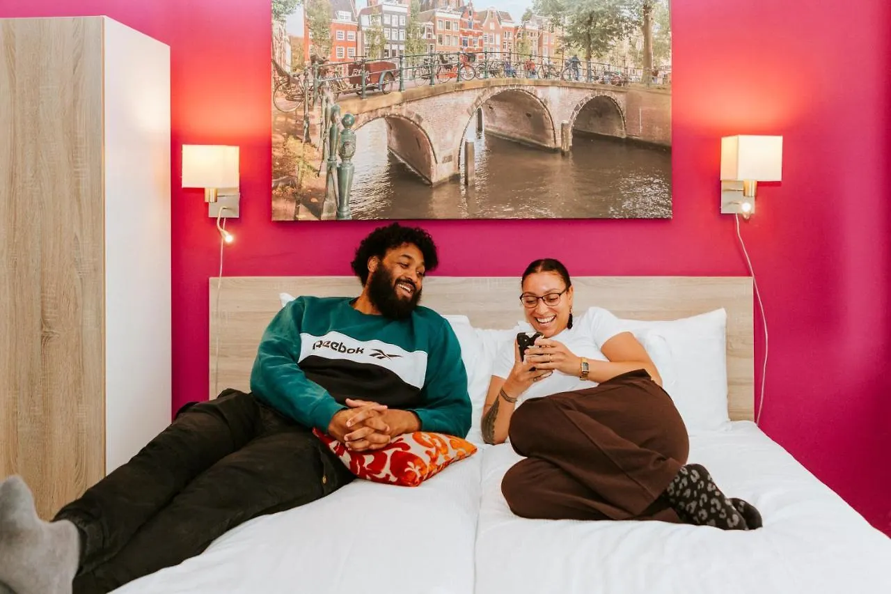Amsterdam Teleport Hotel