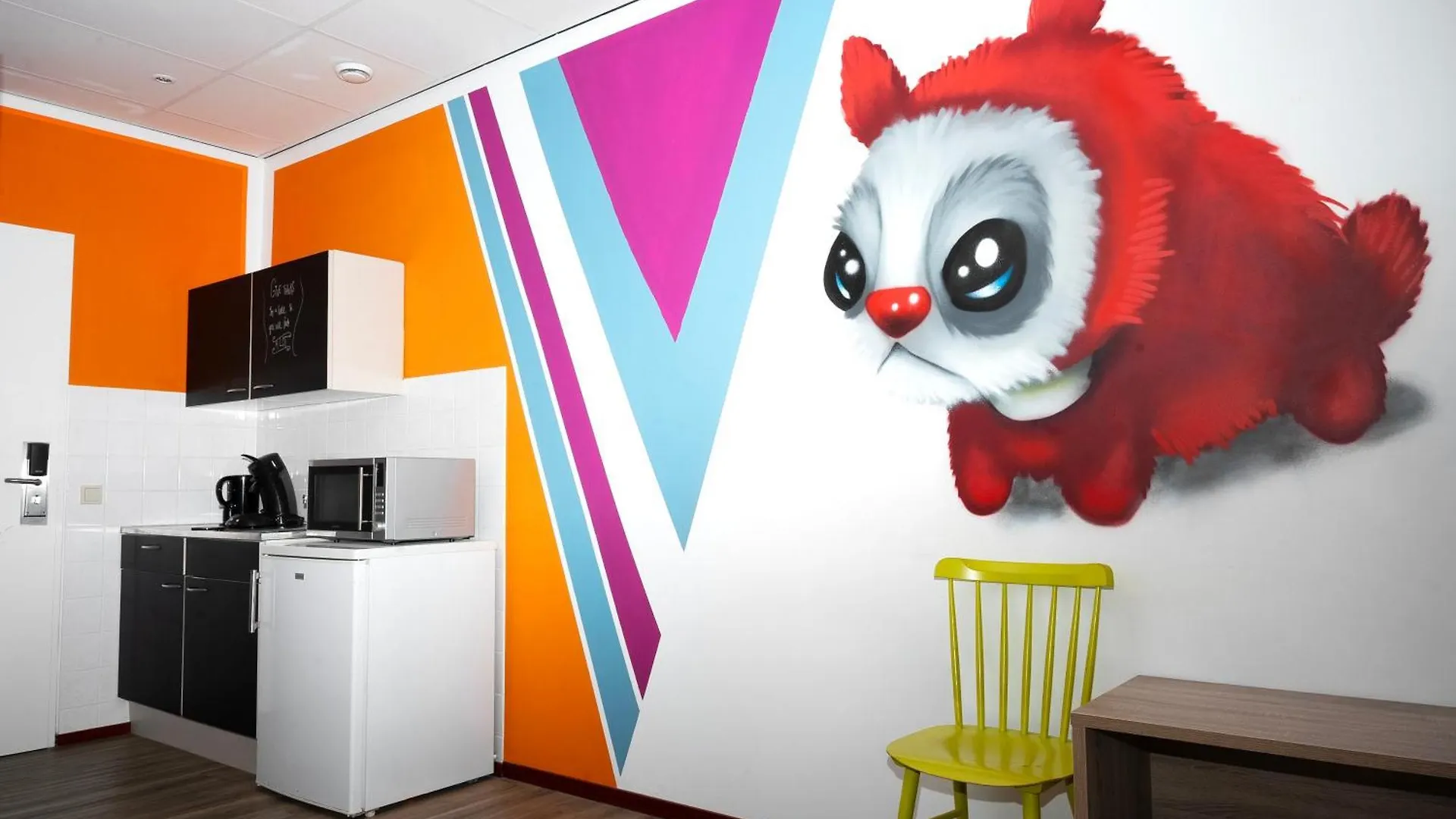 Amsterdam Teleport Hotel