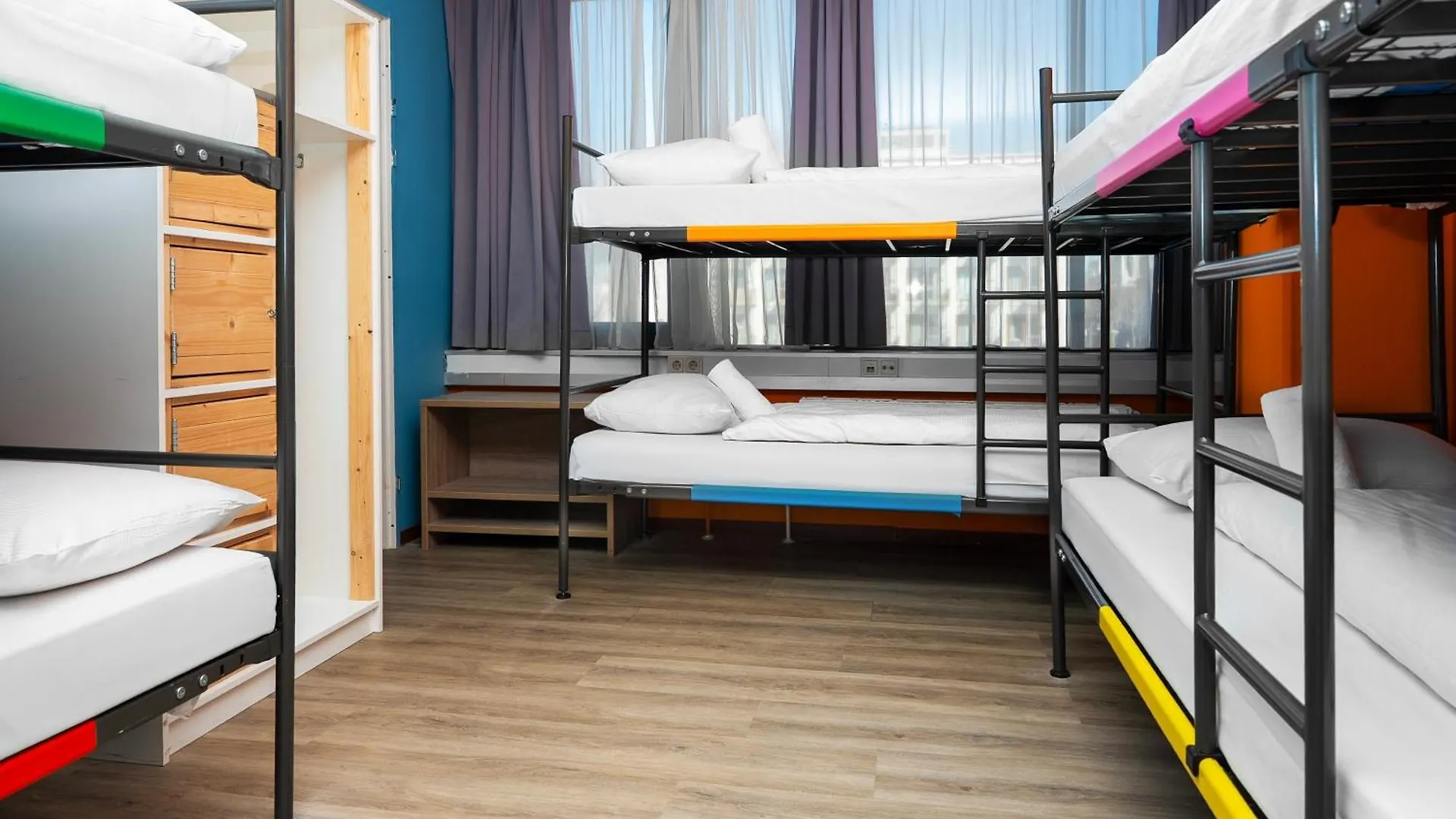 Amsterdam Teleport Hotel 3*,  Netherlands