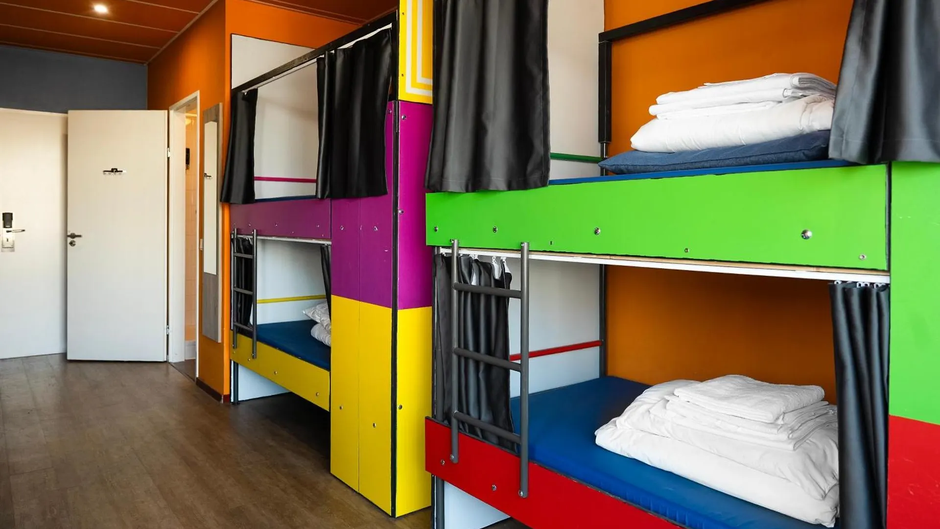 Amsterdam Teleport Hotel